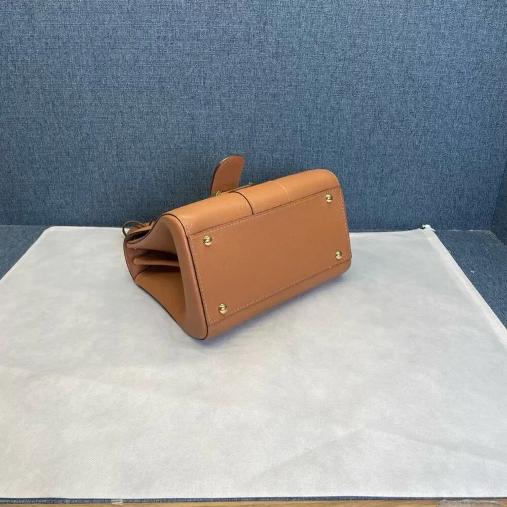 Louis Vuitton Women Pre-Loved Bag Very Good Condition
